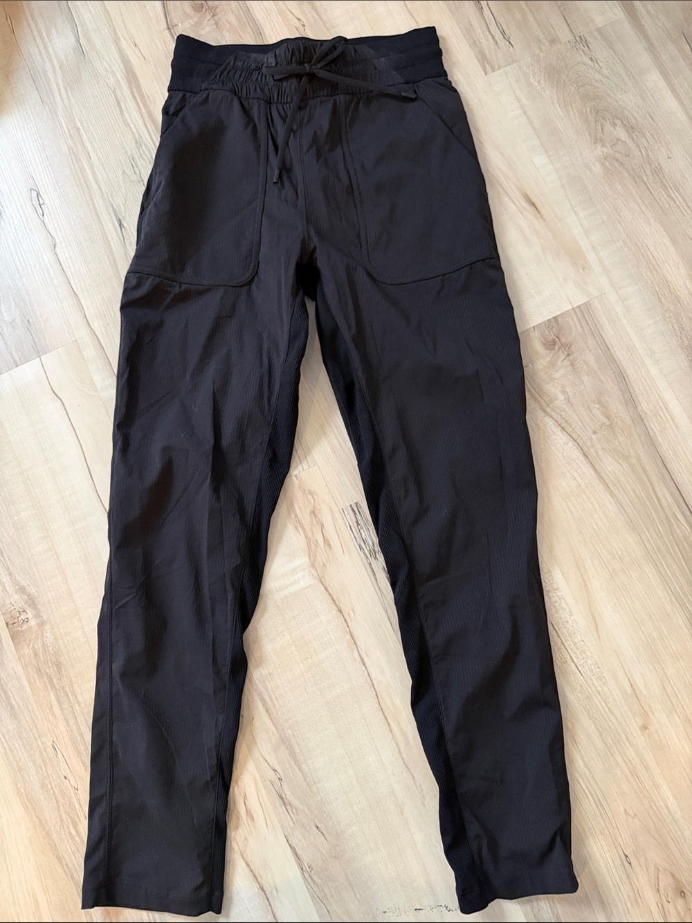 lululemon athletica Black Women's Drawstring Track Pants size 2